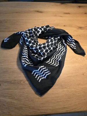 Nabulsi Kufiya - Omgekeerde kleuren
