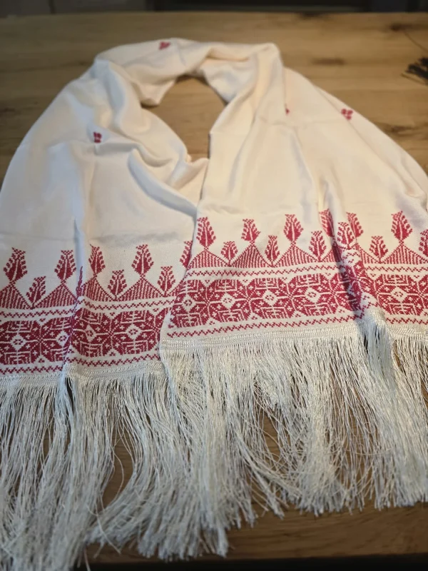 Sjaal wit en rood Palestijns Tatreez borduurwerk van 'Women in Hebron'