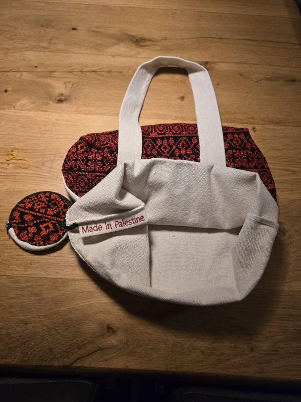 Designer tas wit/rode Tatreez uit Palestina